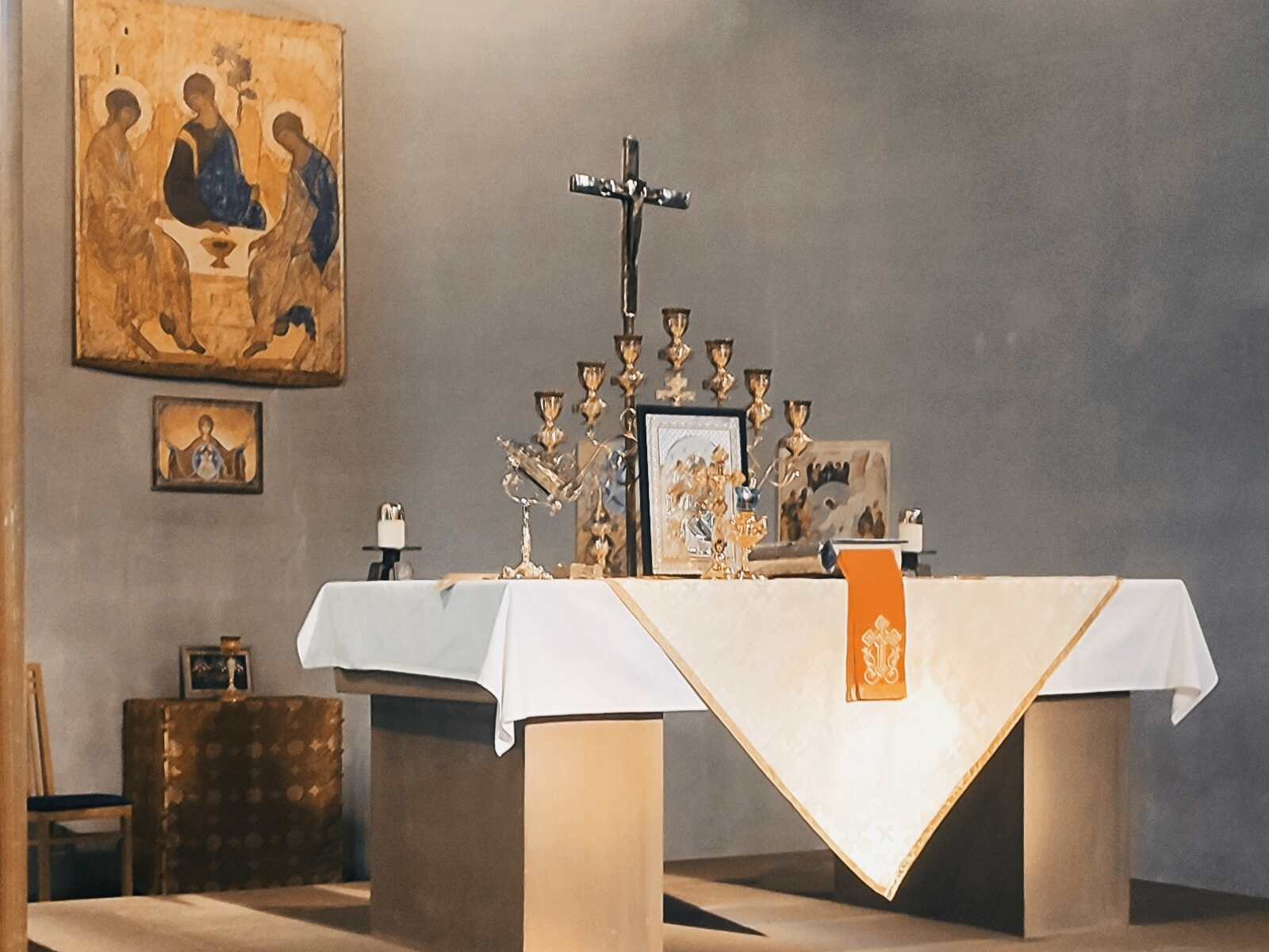 Das Kreuz des Herrn und der Dämon der Mittagszeit